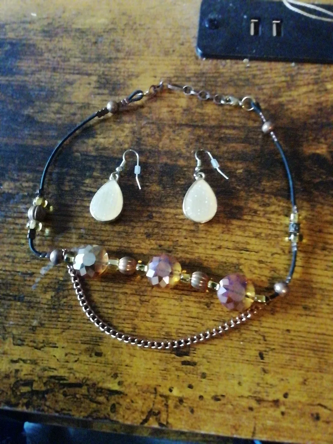 Assorted Jewelry Lot *READ DISCRIPTION* image indicator(2)