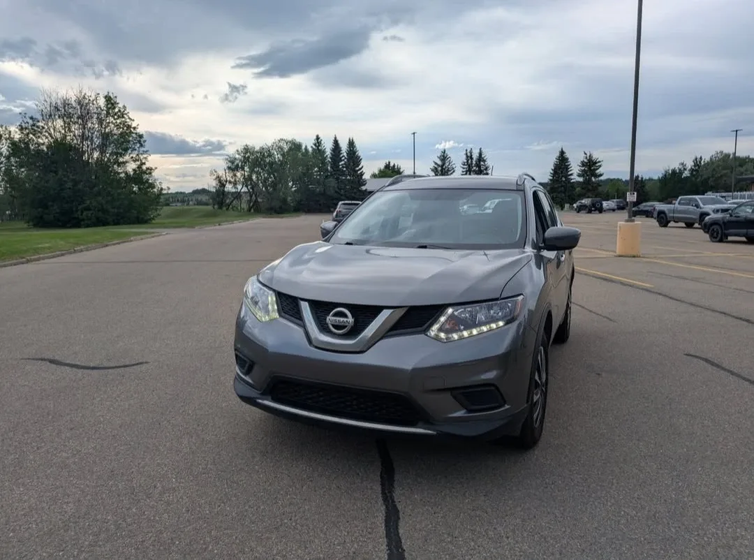 2016 Nissan Rogue image indicator(2)