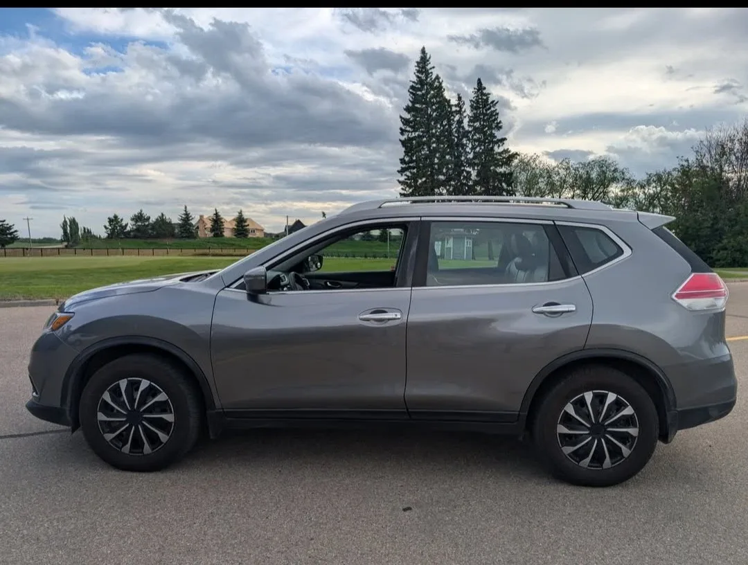 2016 Nissan Rogue image indicator(3)