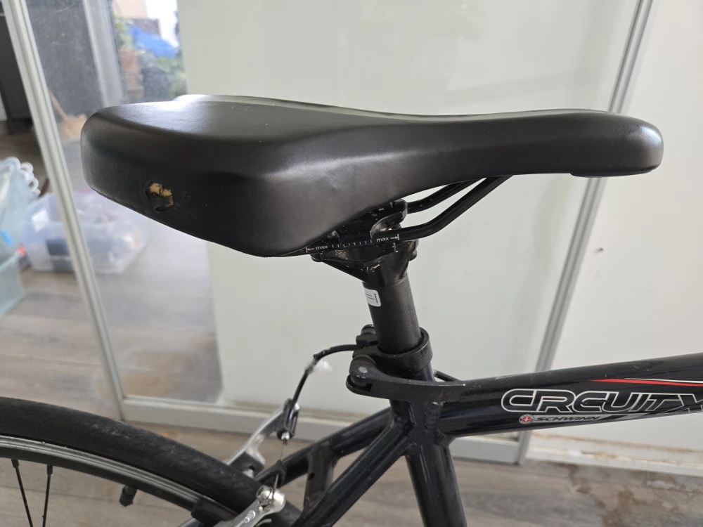 Schwinn Circuit XST Road Bike - photo 4