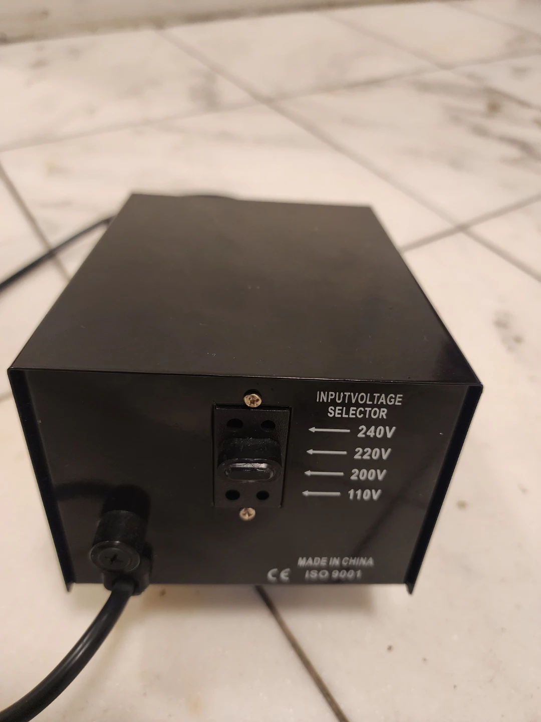 Goldsource STU-500 Step Up & Down Transformer - photo 4
