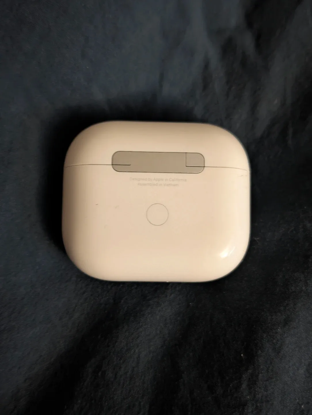 Apple AirPods 3rd Gen image indicator(2)