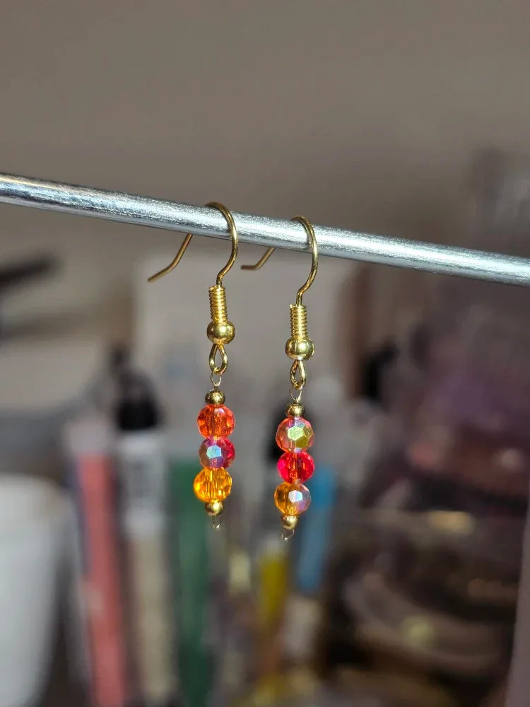 Handmade Beaded Dangle Earrings image indicator(4)