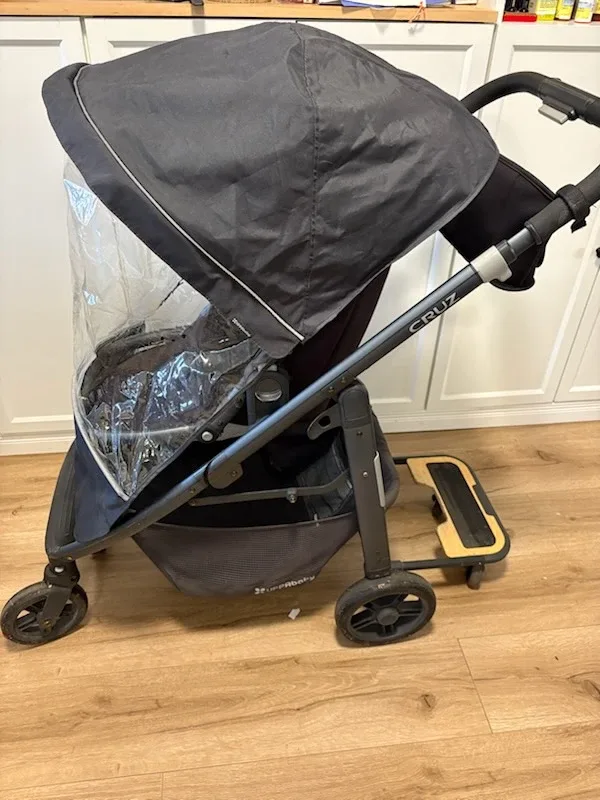 UPPAbaby Cruz Stroller with Accessories image indicator(4)