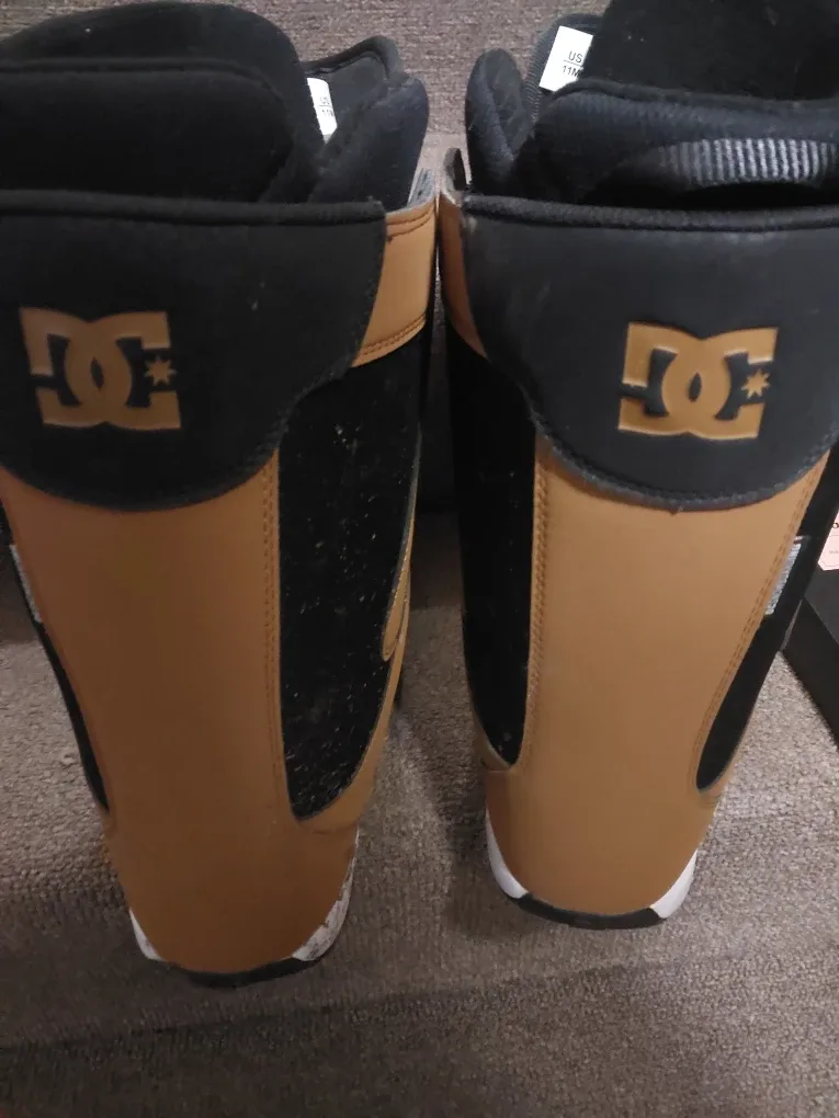 DC Snowboard Boots - US 11M image indicator(3)