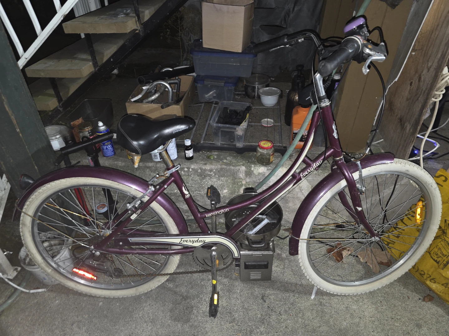 Kensington Everyday Commuter City Bike
