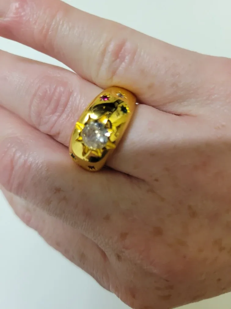 Gold Ring with Star Design image indicator(3)