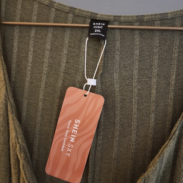 SHEIN Curve 2XL Olive Green Jumpsuit - New with Tags! - photo 3