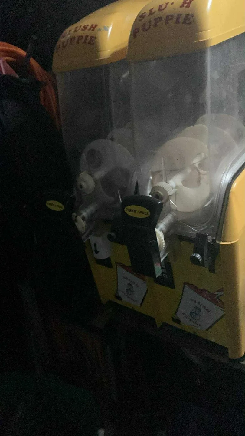 Slush Puppie Frozen Drink Machine