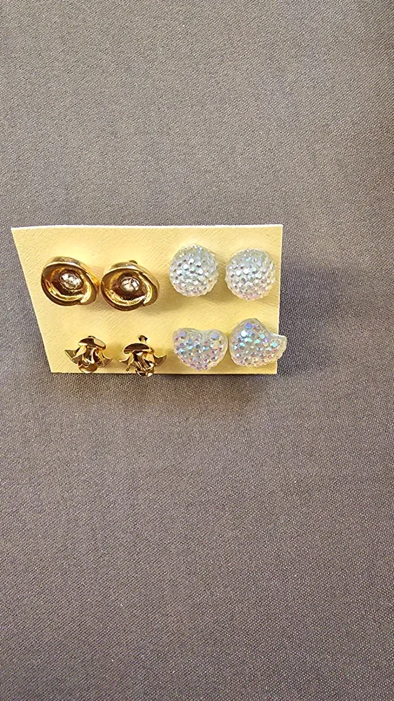 Set of 4 Pairs of Earrings