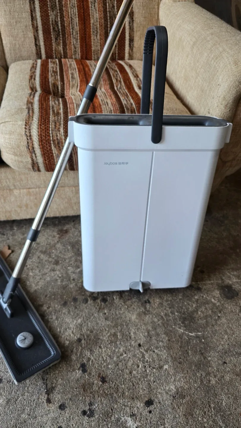 Joybos Self-Wringing Flat Mop with Bucket image indicator(2)