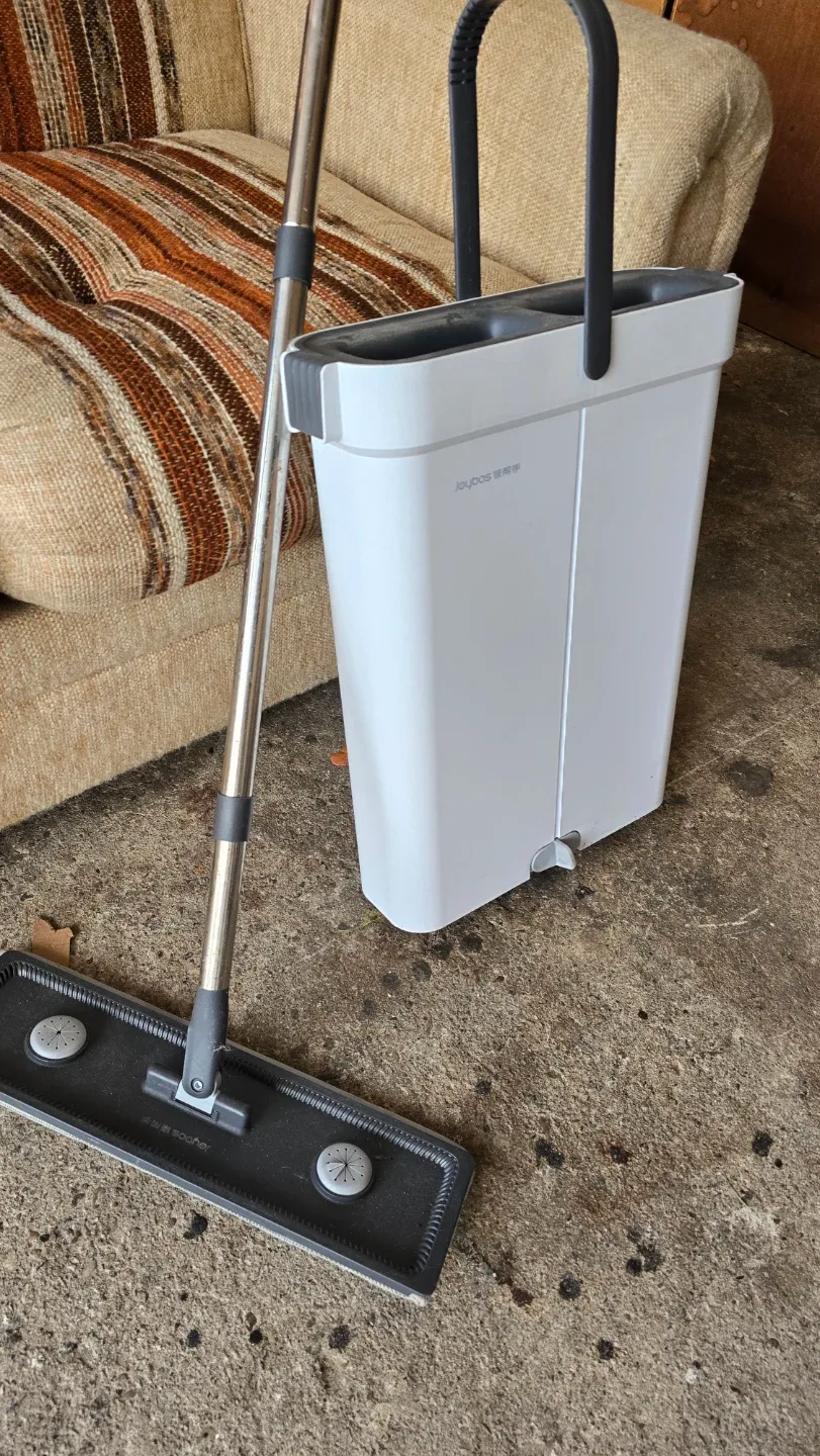 Joybos Self-Wringing Flat Mop with Bucket image indicator(3)