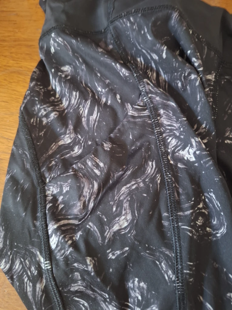 Lululemon Leggings, Black Marble Print