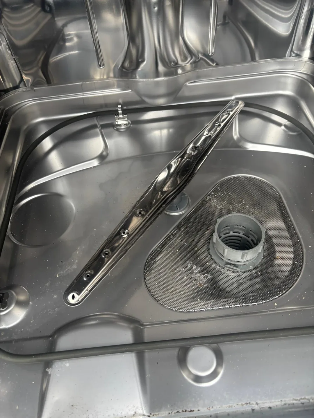 GE Dishwasher - Stainless Steel image indicator(4)