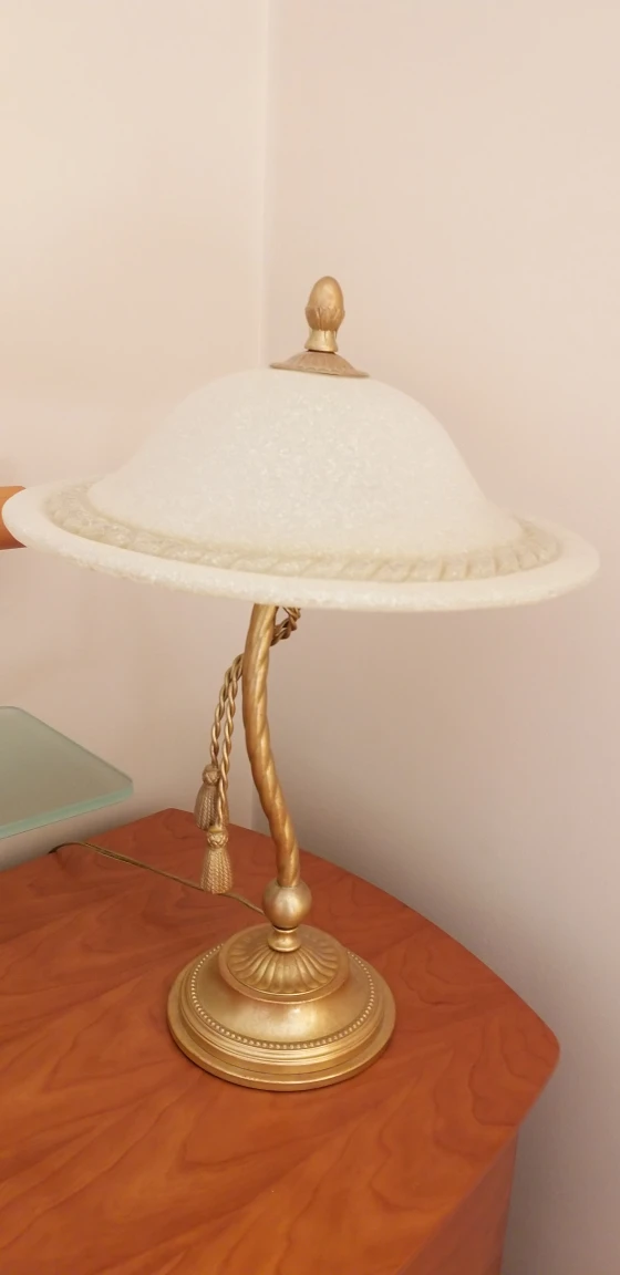 Cleanout Vintage Style Table Lamp