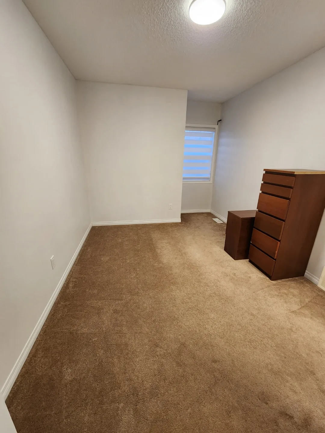 3 Bedroom, 2.5 Bathroom House for rent image indicator(7)