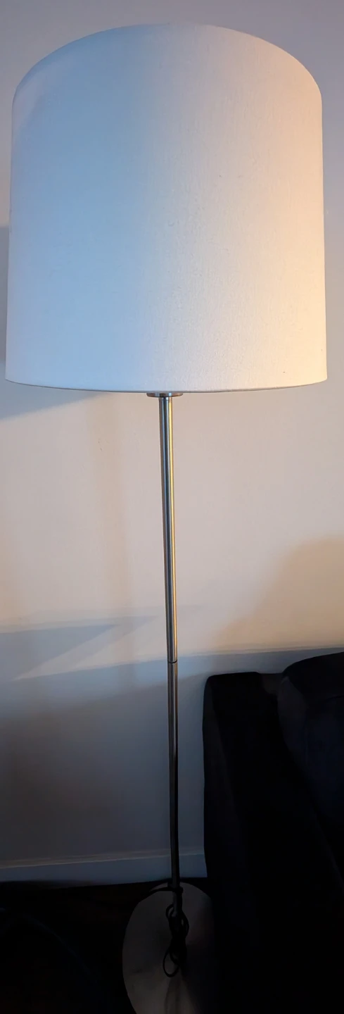 Floor Lamp - Perfect for Any Room