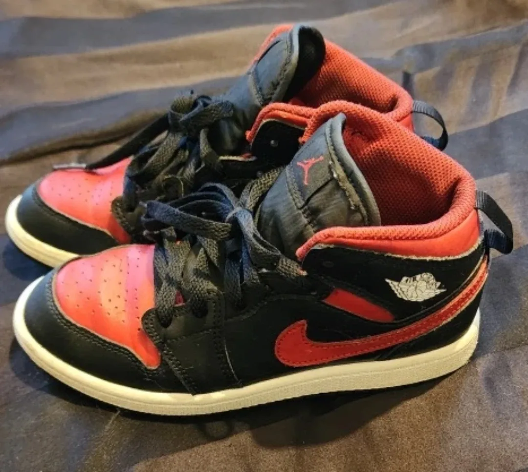 Jordan Toddler Shoes - Size US 2Y image indicator(2)