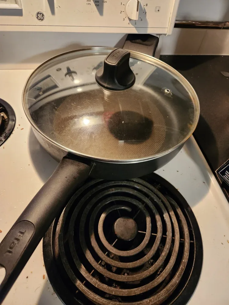 T-fal frying pan with lid image indicator(2)