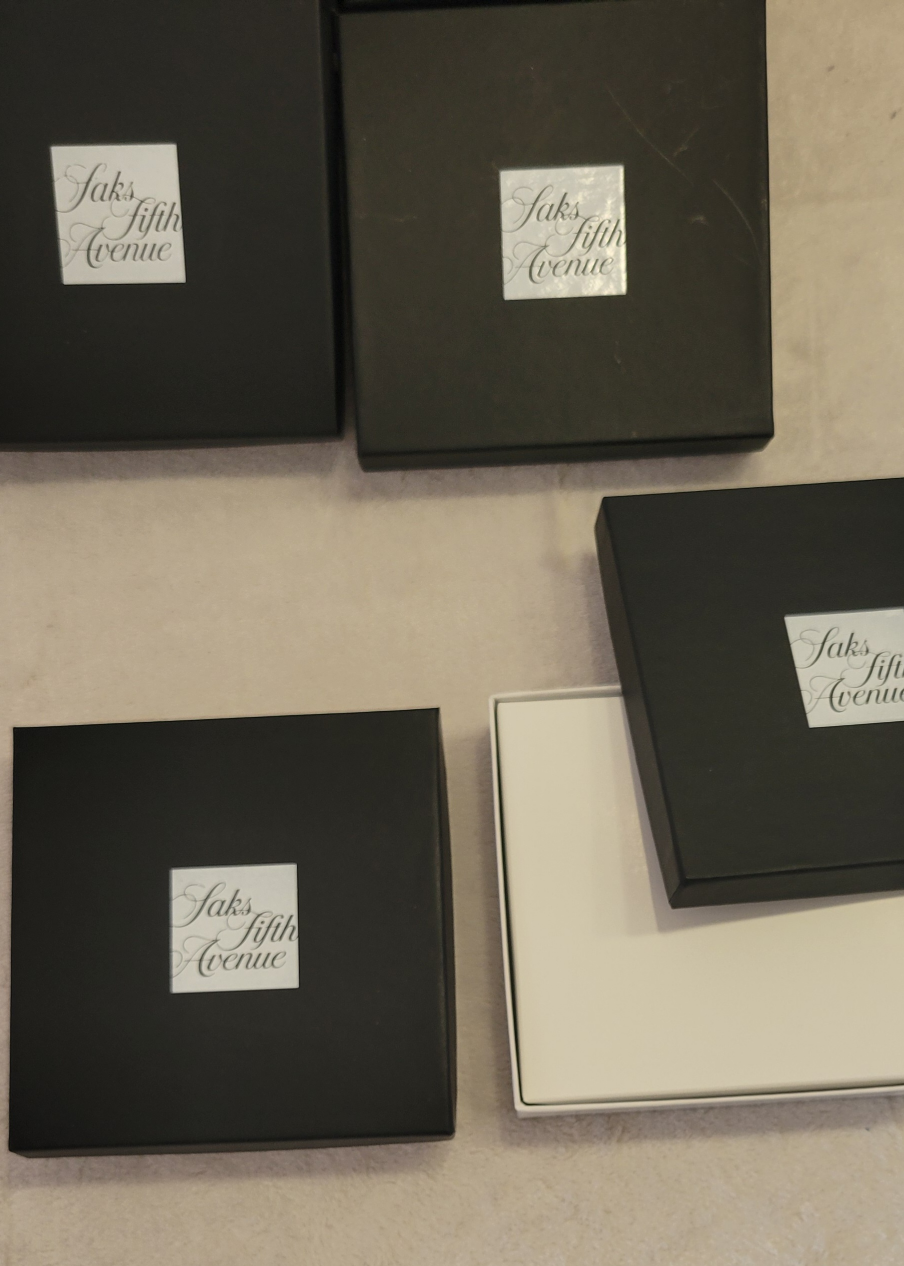Saks Fifth Avenue Empty Gift Box - photo 3