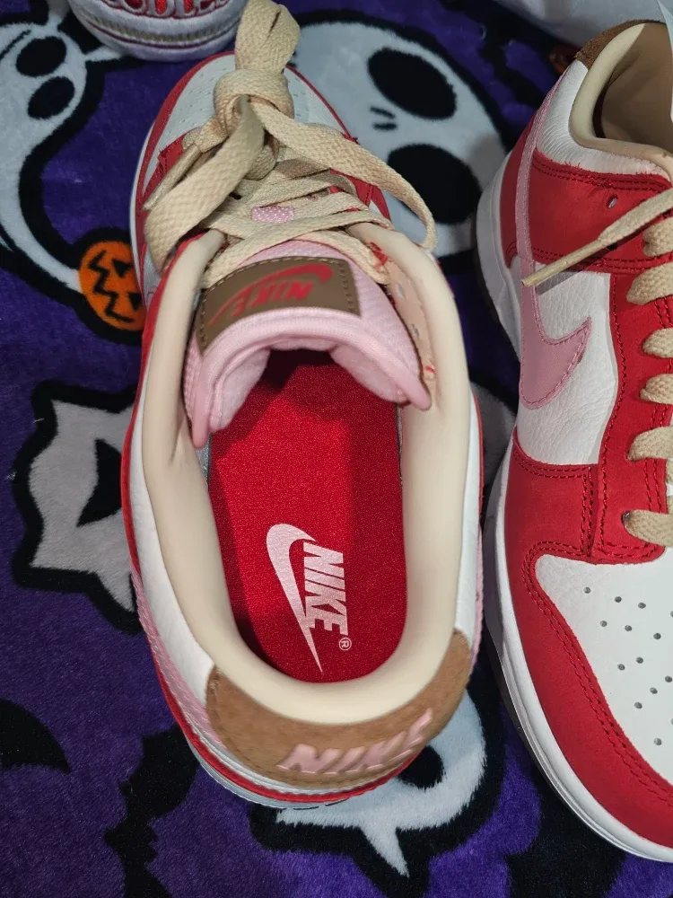 Nike Dunk Low Rose Whisper Shoes image indicator(5)