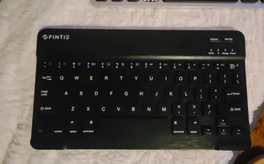 🥕Fintie Multi-System Universal Keyboard thumbnail