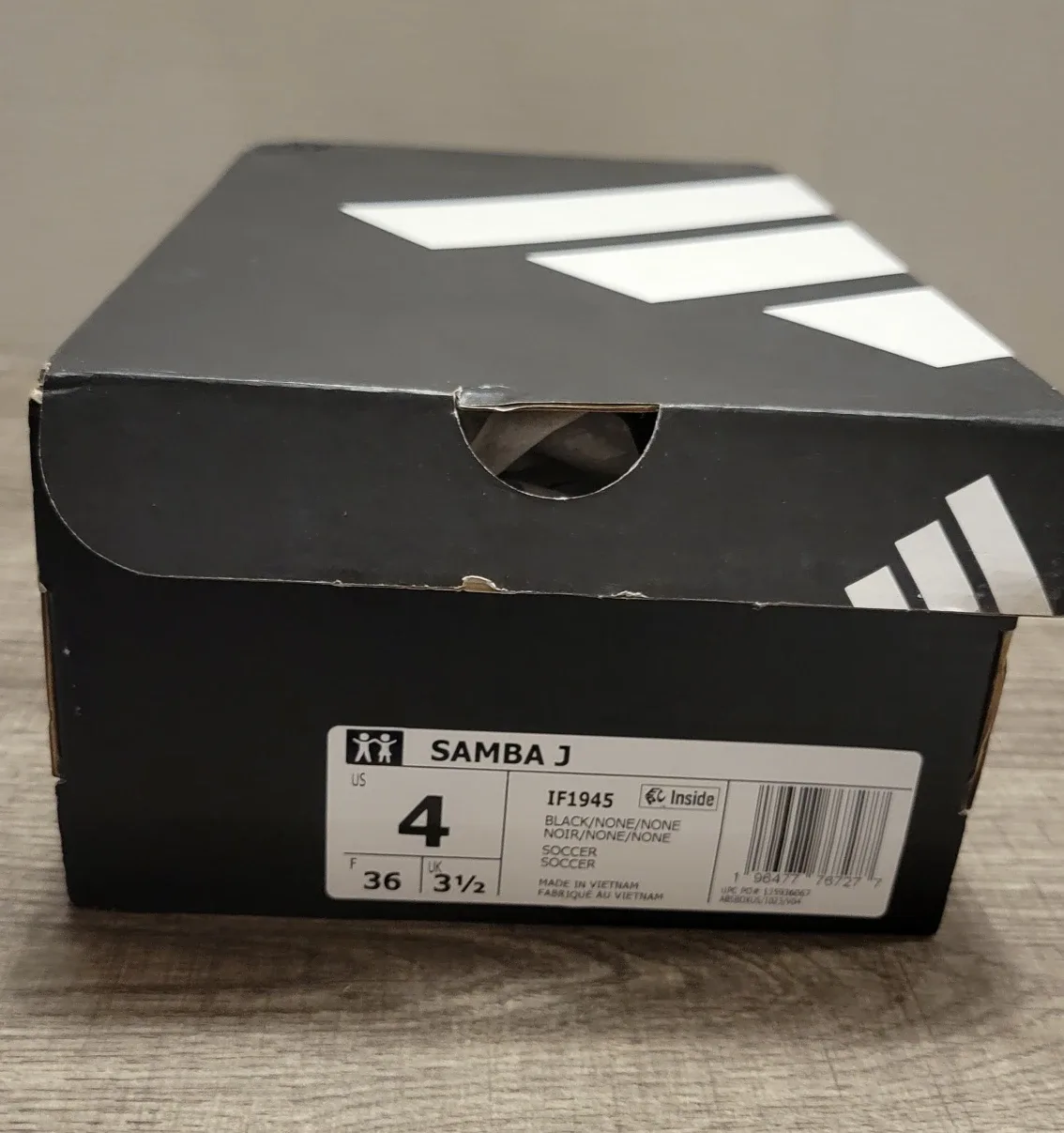 New Adidas Samba Classic Black & White - US 4 image indicator(8)