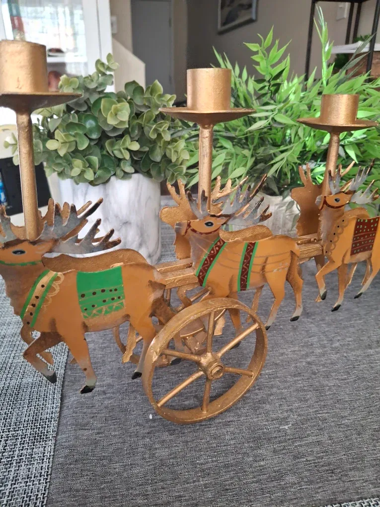 Reindeer Metal Candle Holder image indicator(2)