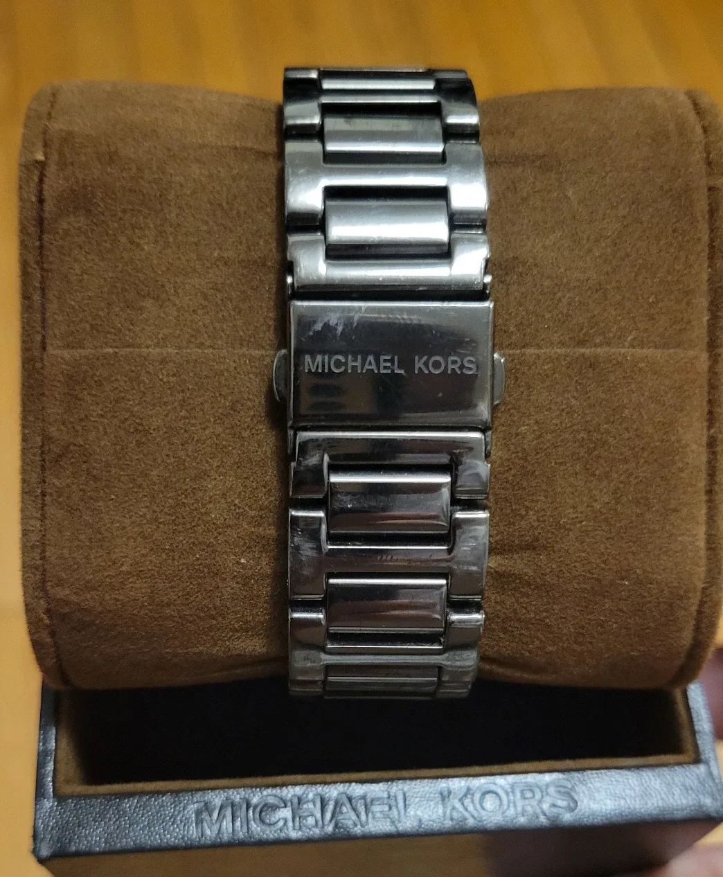 Michael Kors Women's Watch - Silver image indicator(4)