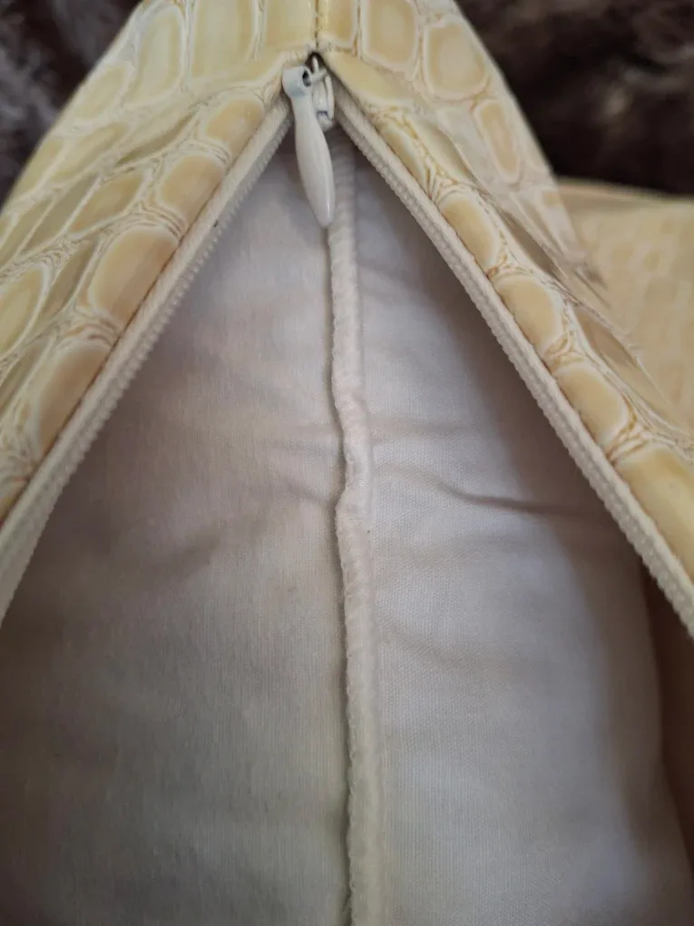 Candice Olson Decorative Pillows - Set of 2 image indicator(4)