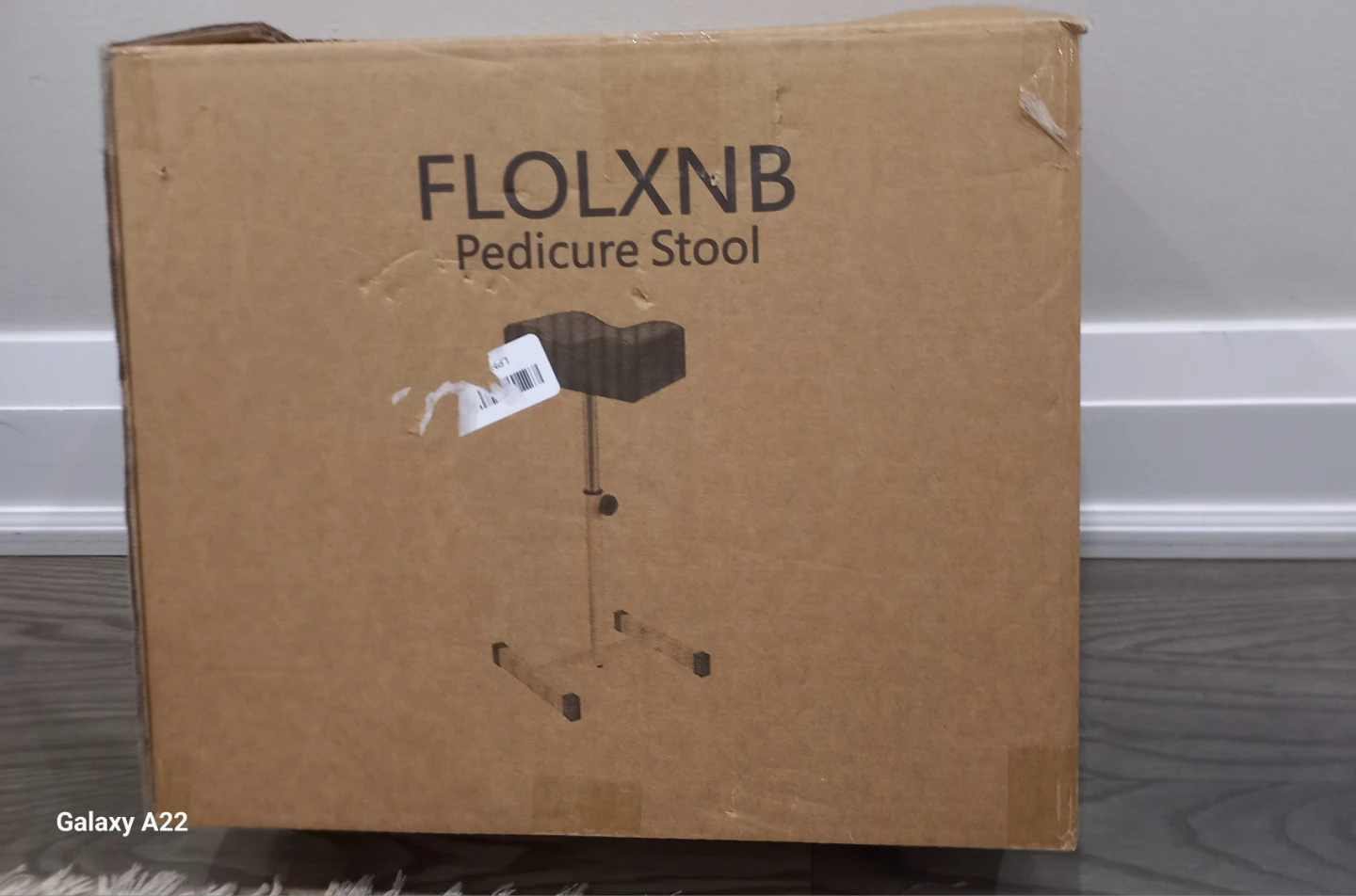 FLOLXNB Pedicure Stool - Like New!