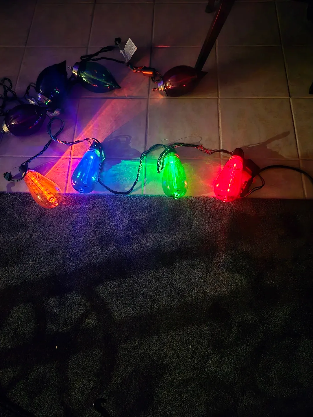 Vintage String of Christmas Lights image indicator(2)