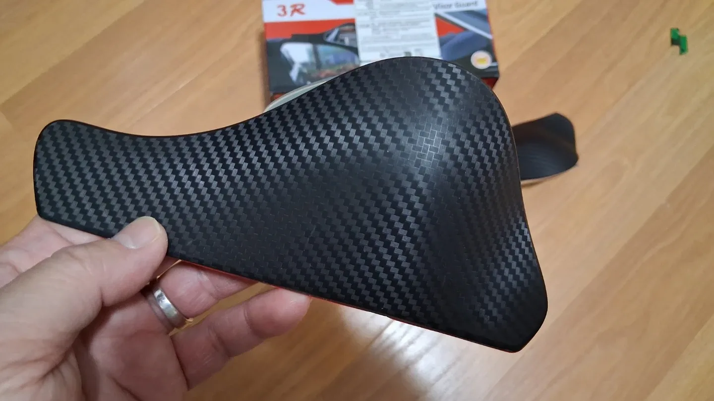 A Pair of Blind Spot Mirror Rain Visors 2 in 1 image indicator(8)