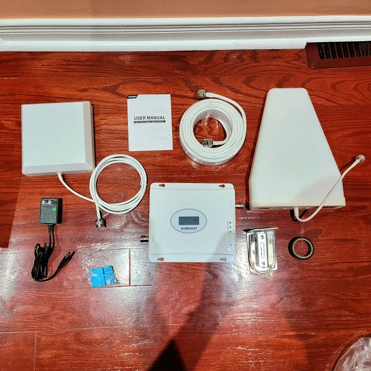 GoBoost Cell Phone Signal Booster