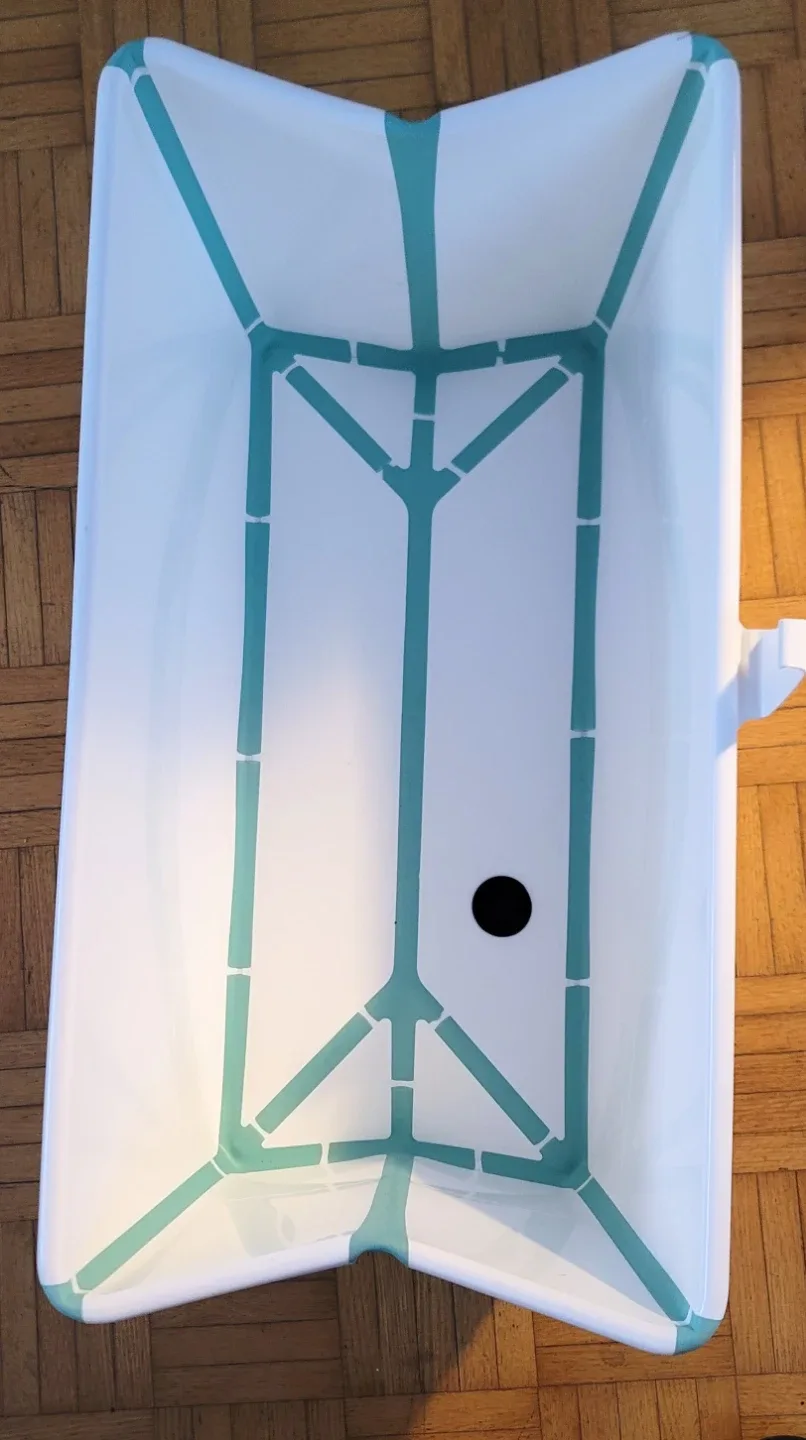 Stokke Flexi Bath - Foldable Baby Bath white (Birth to 4) thumbnail