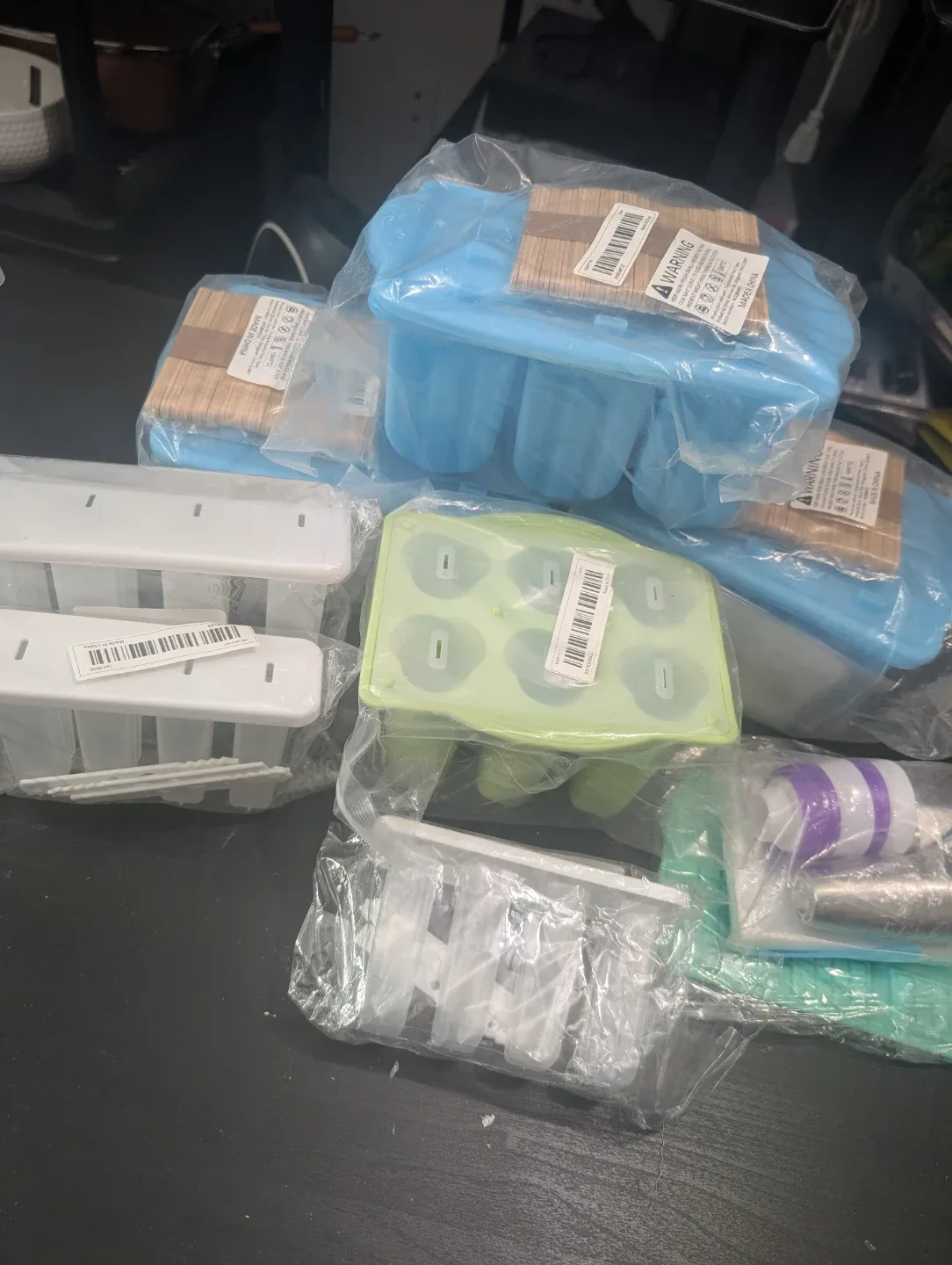 Popsicle Molds - Blue, Green, White image indicator(2)