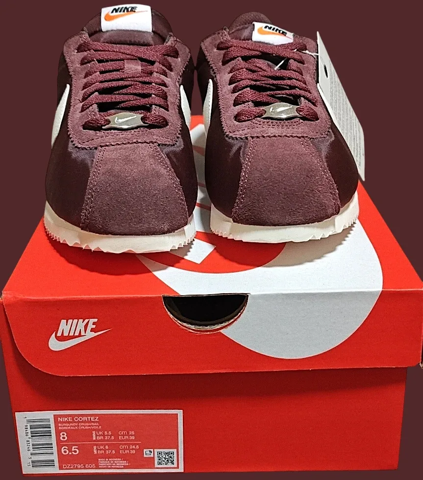 *NIB* 8 US — Nike Cortez Textile [BURGUNDY CRUSH]
