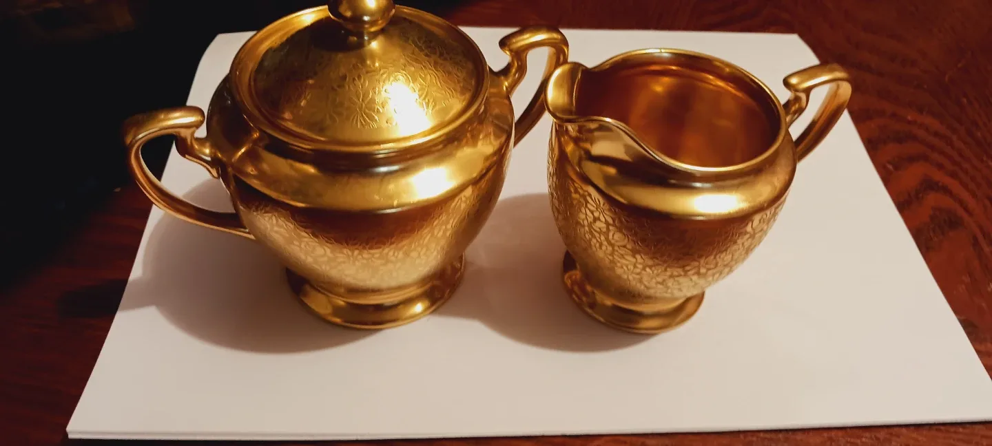 22K Gold Encrusted Set Creamer & Sugar Bowl -PICKARD thumbnail