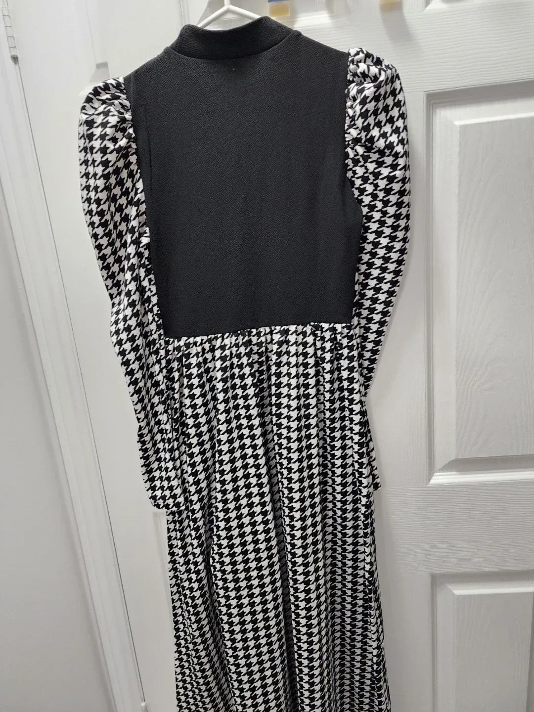New Shein Houndstooth Dress - Size XS image indicator(3)