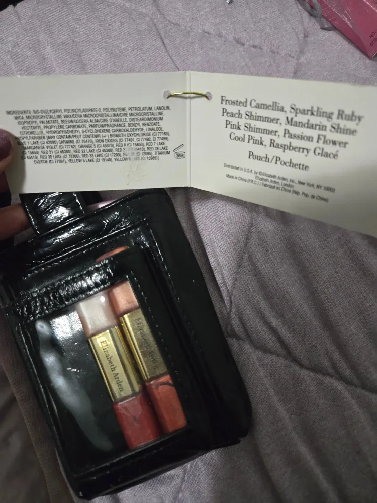 Elizabeth Arden Lip Gloss Set with Pouch image indicator(2)