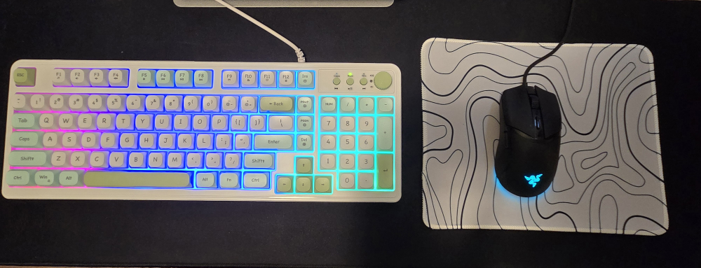 RGB White and Pastel Green Gaming Keyboard and mousepad - photo 3
