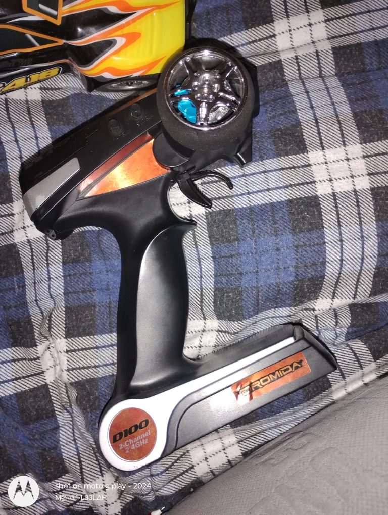 Dromida RC Car & Remote image indicator(2)