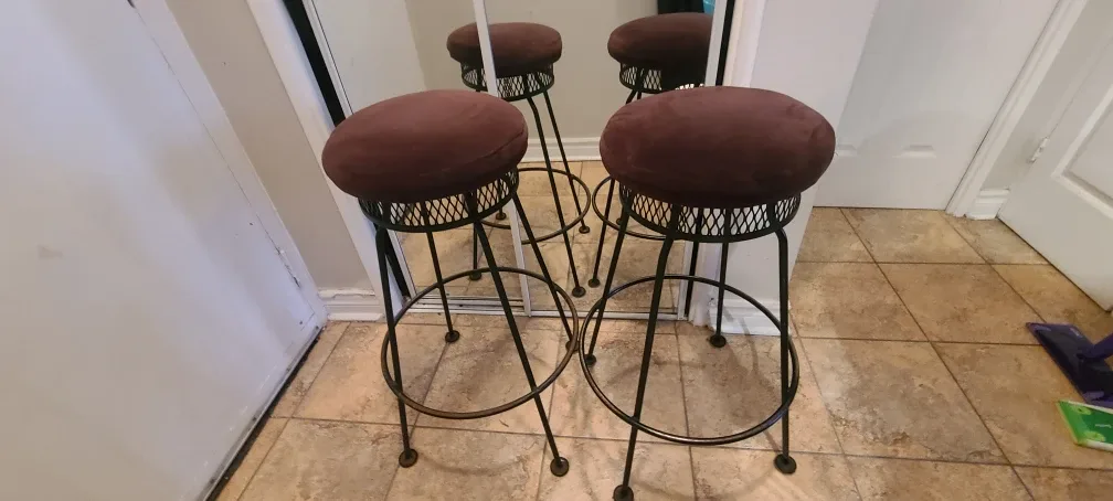 Set of 2 Bar Stools - Brown