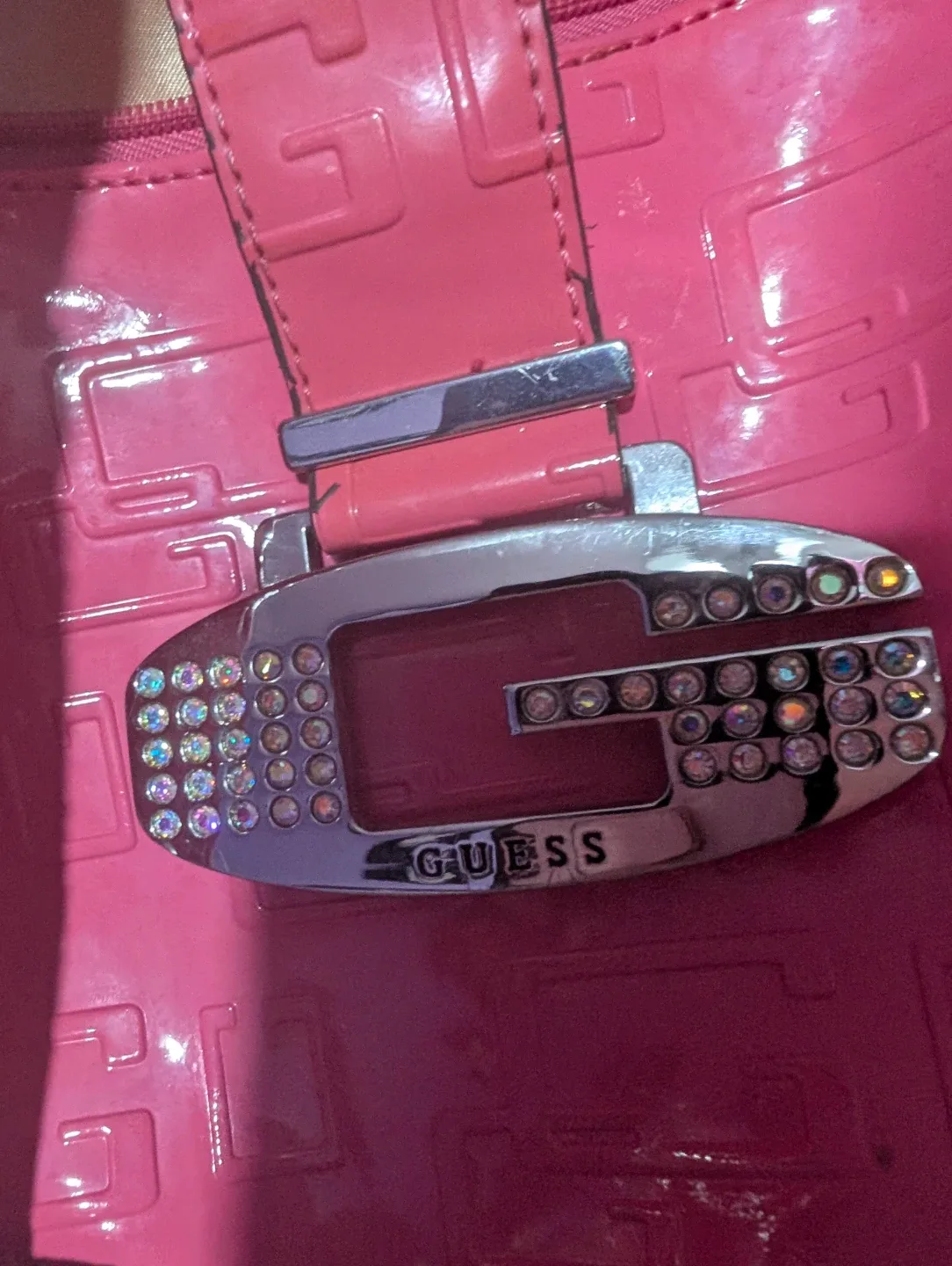 Guess Pink Patent Leather Shoulder Bag image indicator(3)