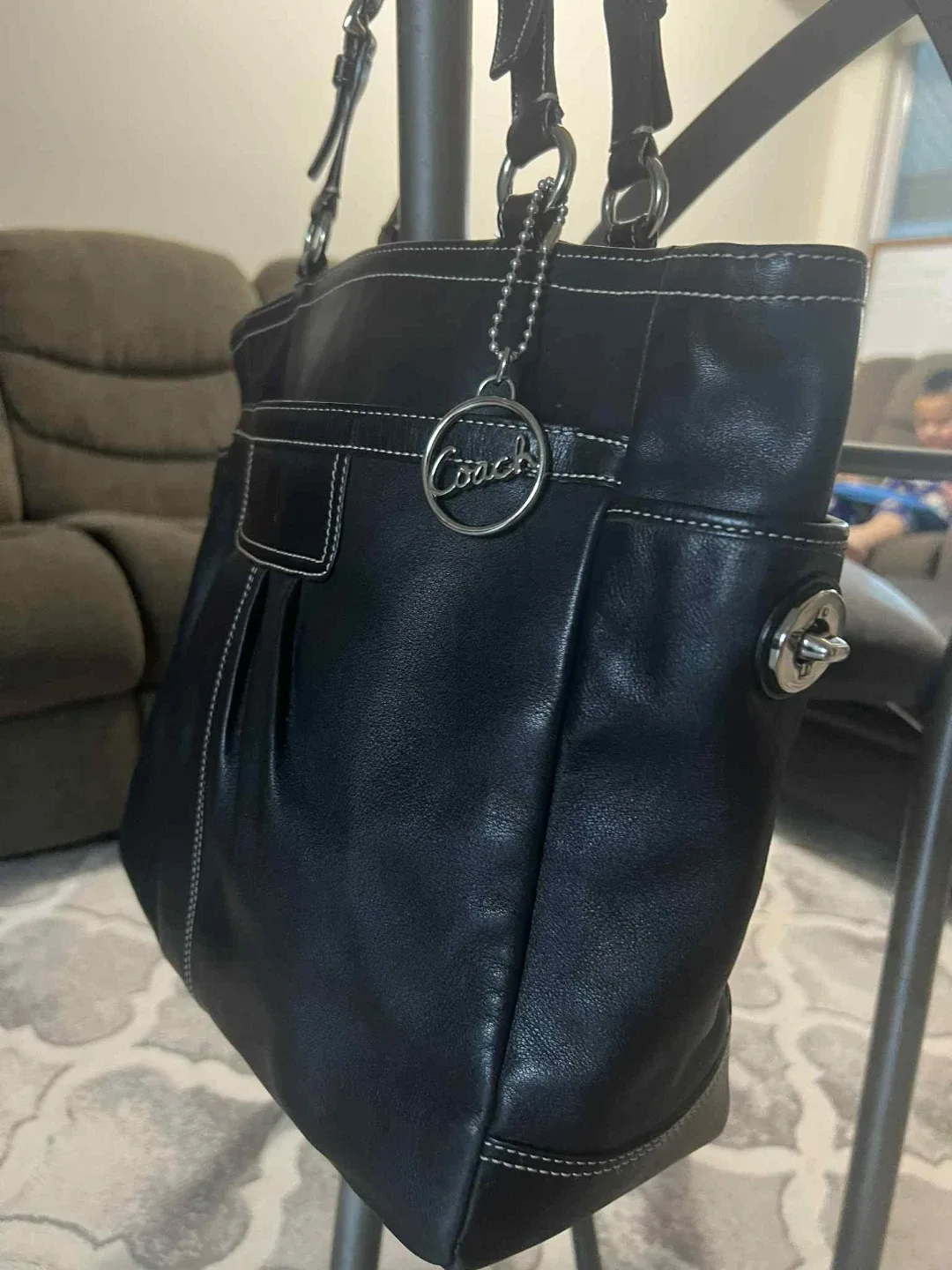 Coach Black Leather Tote Bag image indicator(2)