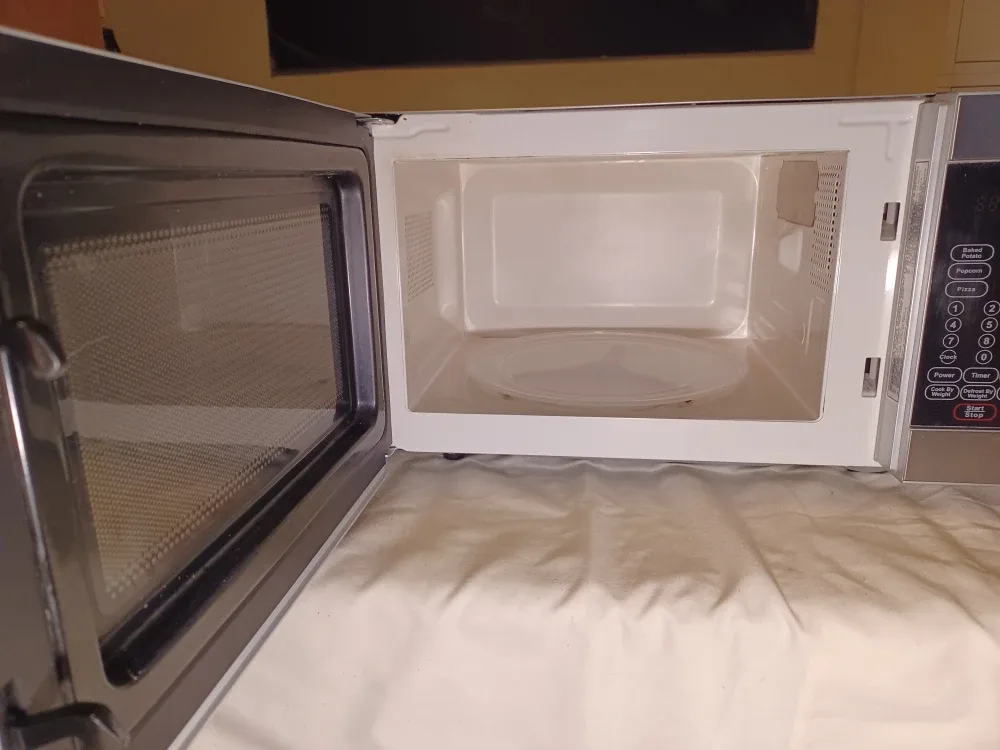 Danby Designer Microwave image indicator(6)