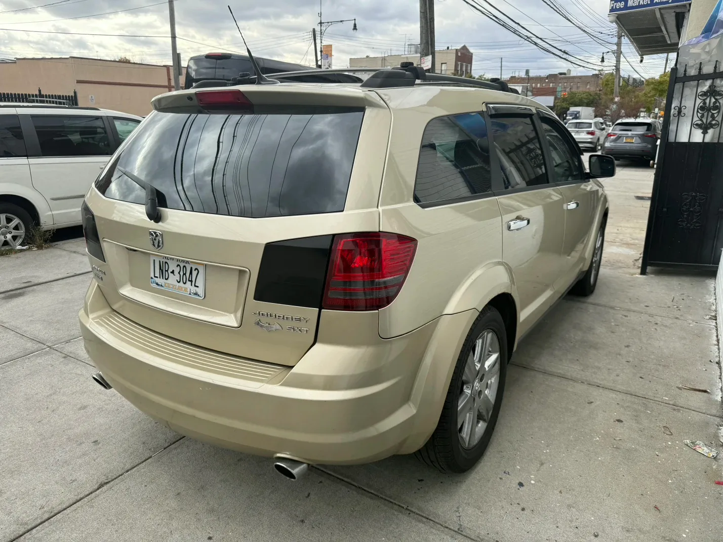 Dodge Journey SXT - Gold