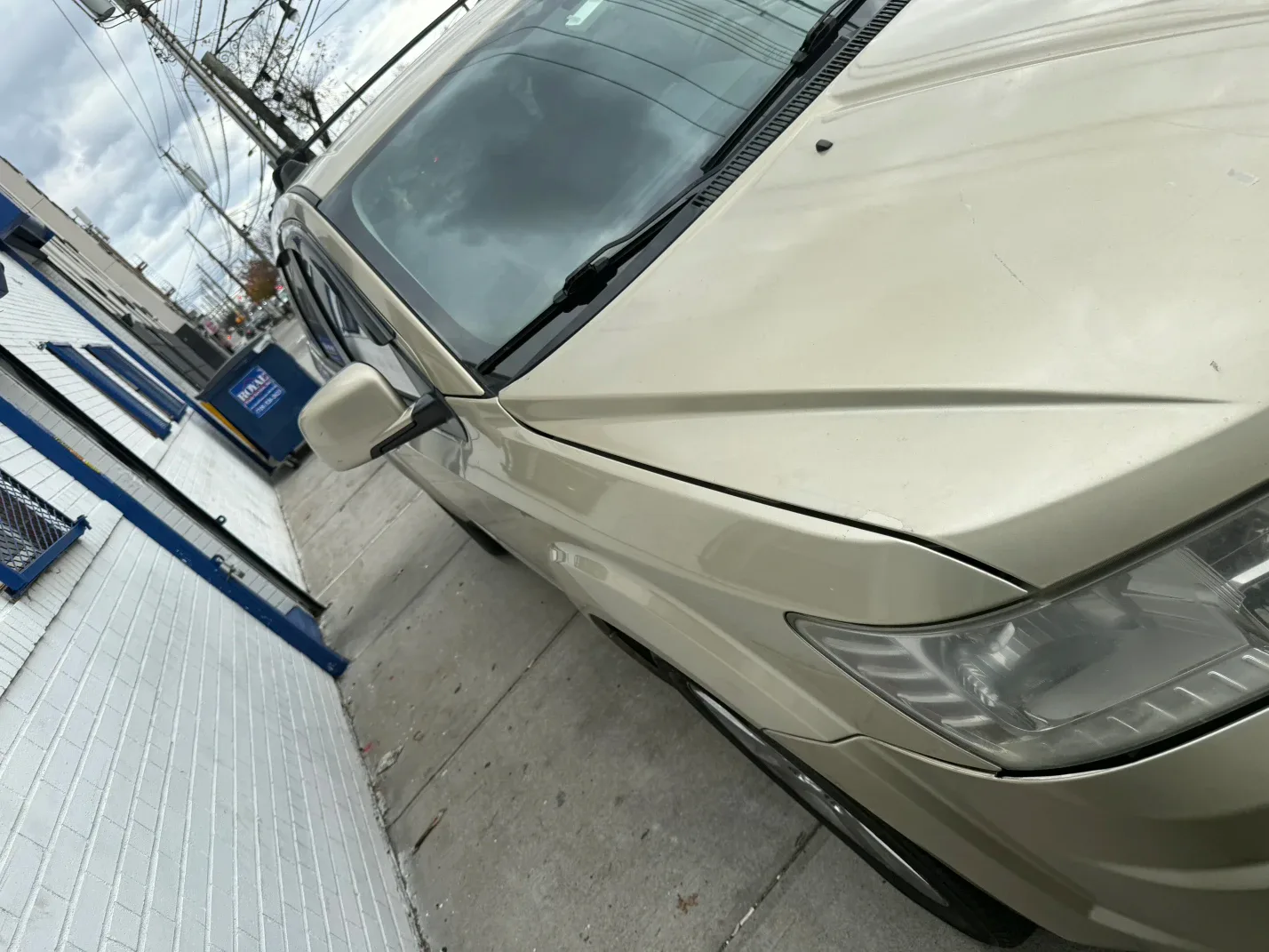 Dodge Journey SXT - Gold image indicator(3)