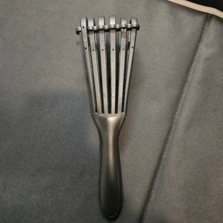 Gently used adjustable boar bristle brush image indicator(2)