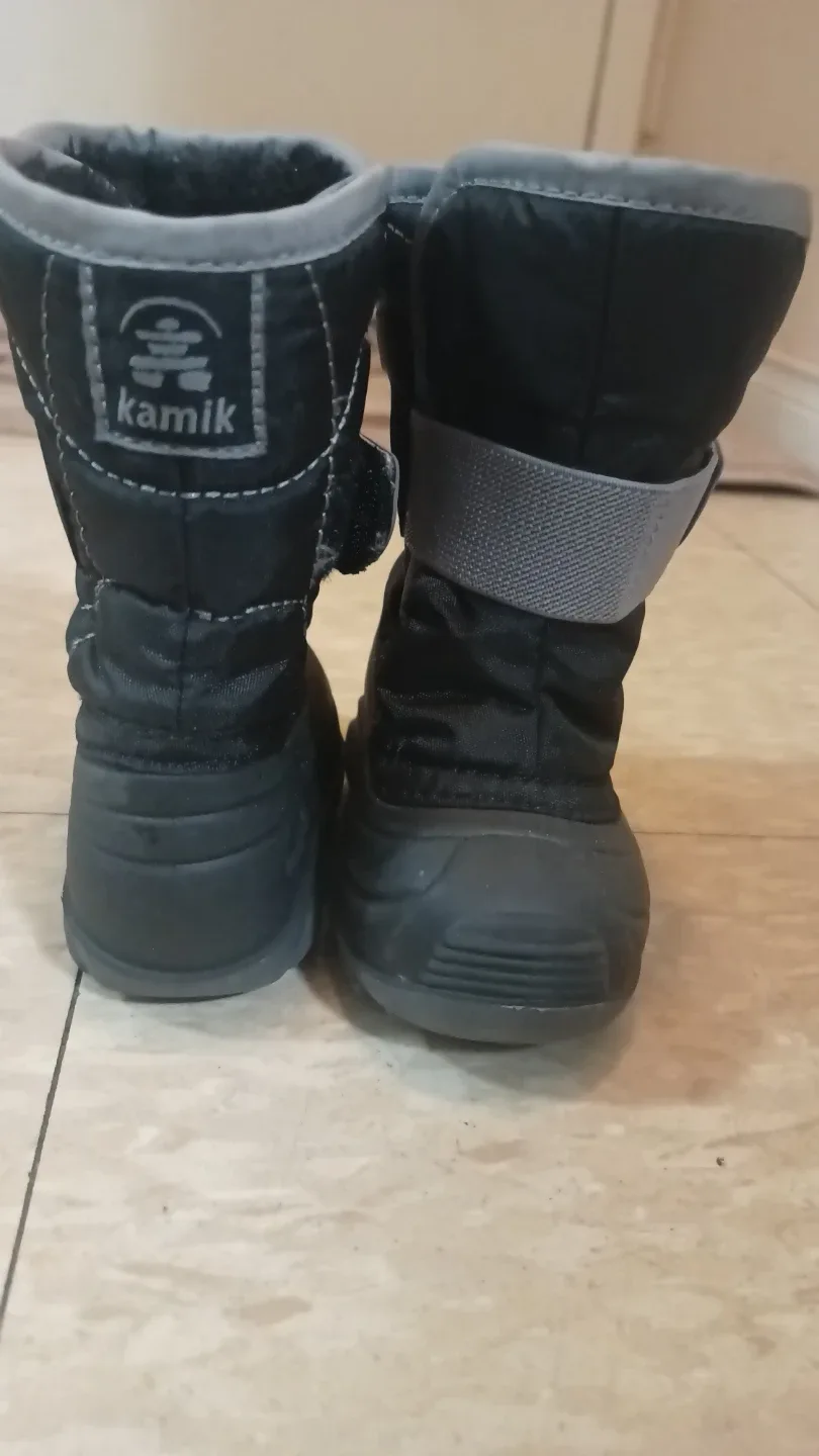 Kamik Black Winter Boots Size 5 image indicator(3)